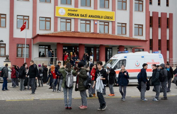 Lisede aşk cinayeti