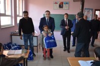 Bin 577 Öğrenciye Kıyafet Yardımı Yapıldı