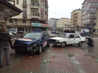 İBRAHIM VURAL - Manavgat'ta Trafik Kazası Açıklaması 3 Yaralı