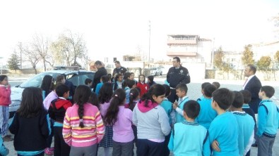 Polisler, İlköğretim Öğrencilerine Eğitim Verdi