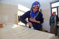 NOSTALJI - Yukarı Mahalleli Kadınlara Fırın Hizmeti