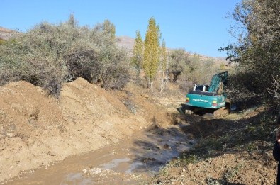 DSİ'nin Elmalı'da Taşkın Riskini Önleme Çalışmaları