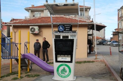 Kırılan Akülü Engelli Aracı Şarj İstasyonu Tamir Edildi