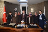 KURAN KURSU - Mahalleliden Başkan Üzülmez'e Teşekkür Ziyareti