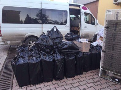 Sakarya'da 16 Bin 700 Paket Kaçak Sigara Ele Geçirildi