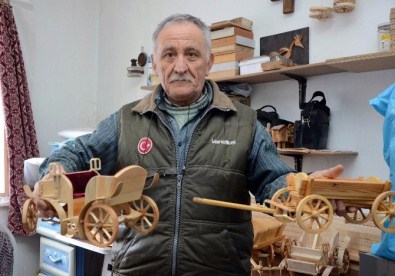 Çocukluk Hayali Olan AT Arabalarını Minyatüre Taşıdı