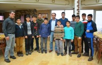 Kaymakam Erkan, Sporcularla Kahvaltıda Bir Araya Geldi