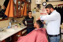 Nöbetçi Eczanelerden Sonra Nöbetçi Berber Uygulaması Başladı