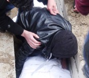 RAMAZAN DOĞAN - Okulda Öldürülen Liseli Kız Toprağa Verildi