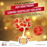 'Sevgililer Günü'Nün En Güzel Sürprizleri Sanko Park Aşk Ağacında