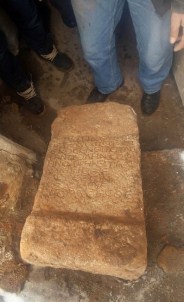 Sivas'ta Yunan Komutanın Mezar Taşı Ele Geçirildi