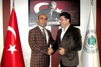 FATMA ŞAHIN - Ünlü SES Sanatçısı Murat Çelik'ten, Başkan Mehmet Özdemir'e Teşekkür Ziyareti