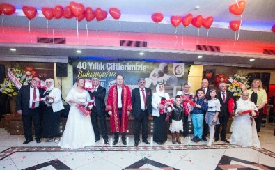 40 Yıllık Evli Çiftler Sevgililer Günü'nde Nikah Tazeledi