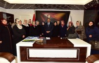 ÇOCUK BAKIMI - Halk Eğitim Merkezi Kursiyerlerinden Gürkan'a Ziyaret