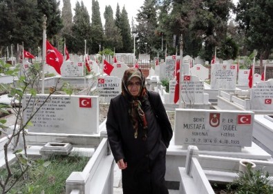 'Sevgililer Günü'nde Anneler Şehit Evlatları İle Buluştu