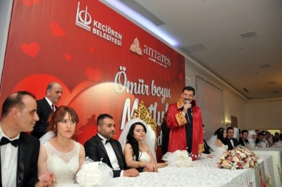 Başkan AK, 14 Şubat'ta 14 Çifti Evlendirdi