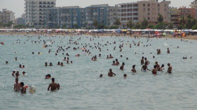 Denize Girmeyeceğiz Ama Yalancı Bahar Kapıda