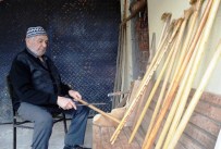 Doktorun Tavsiyesine Uydu, Baston Ustası Oldu