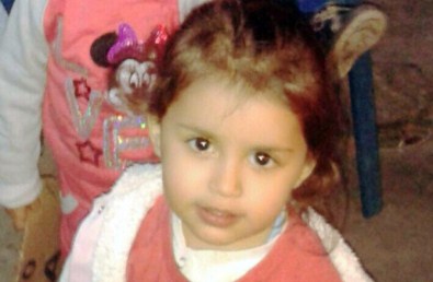 Dualar Minik Esma İçin