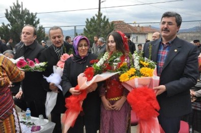 Futbol Federasyonu'ndan Yavaşlar Köyüne Halı Saha