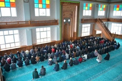 Gediz Organize Sanayi Bölgesi Camii İbadete Açıldı