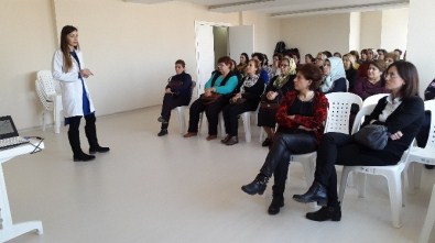 İzmek'te Eğitimler Devam Ediyor