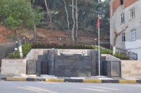 ANIT MEZAR - Kahramanlara Yakışır Anıt Mezar