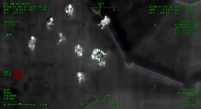 Polise Molotofla Saldıranlar Gece Görüş Kamerasında