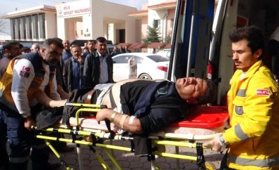 Rus Uçakları Azez'de Hastane Ve Okulu Vurdu