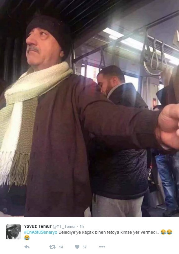 Gülen'e benzeyen adama metrobüste kimse yer vermedi