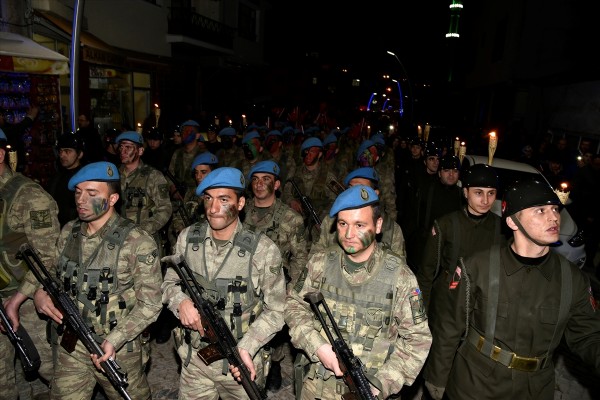 Gümüşhane'de kurtuluş ve şehitlere saygı yürüyüşü