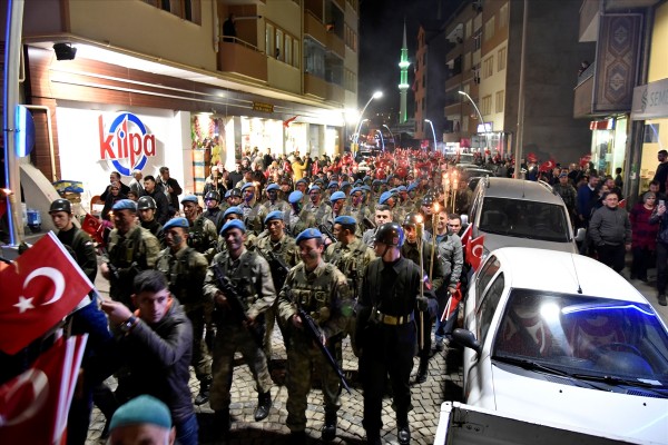 Gümüşhane'de kurtuluş ve şehitlere saygı yürüyüşü