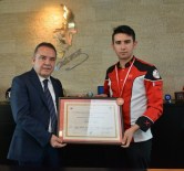 Avrupa 3.Sü Aşçıdan Başkan Böcek'e Teşekkür