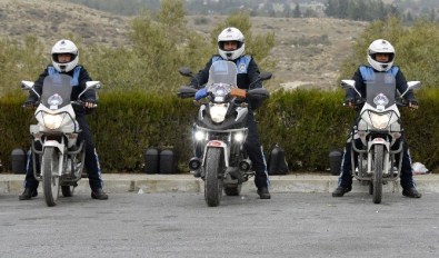Büyükşehir Zabıtasına İleri Ve Güvenli Sürüş Eğitimi Verildi