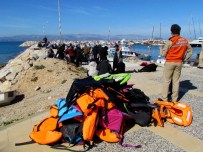 Çeşme'de 96 Sığınmacı Yakalandı