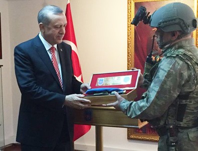 Cumhurbaşkanı JÖAK'ı ziyaret etti