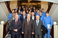 İSTIKBAL - Genç Kanatlar Vali Çiçek'i Ziyaret Etti