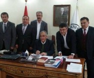 Hizmet İş Oltu'da 35 İşçiye Yüzde 13 Zam Sağladı