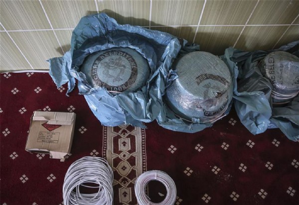 PKK'lılar camiye de bomba yerleştirmiş