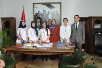 ŞEHİT YÜZBAŞI - Öğrencilerden Toplum Yararına Hizmet Çalışması