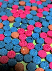 Yunus Polislerinden Kaçan Suriyeli Gencin Üzerinden 120 Adet Uyuşturucu Hap Çıktı