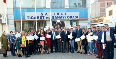 Salihli'de 54 Girişimci Adayı Sertifika Aldı
