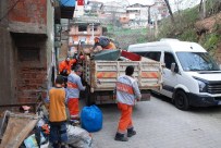 ÇÖP EV - Akli Dengesi Bozuk Vatandaşın Evinden 3 Kamyon Çöp Çıktı
