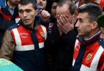 ERCAN SAATÇİ - Annesini Gözyaşlarıyla Uğurladı