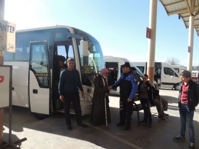 Polisler, Vatandaşları Suçlulara Karşı Uyarıyor