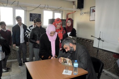 Senarist-Yazar Ahmet Turgut Öğrencilerle Buluştu