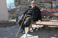 KÖY İMAMI - 81 Yıldır Kendi Yaptığı 'Tahta Protez Bacakla' Yaşıyor
