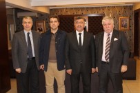 TAŞPıNAR - Başkan Akdoğan, Adana Ve Mersin'den Gelen Konukları Ağırladı