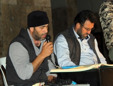 Didim'de Ülkücüler Şehitler İçin Kent Meydanında Mevlüt Okuttu