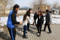 BERGAMA BELEDİYESPOR - Eşbaşkanlardan Van Büyükşehir Belediyespor'a Ziyaret